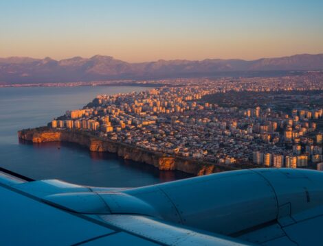 dawn-in-antalya-turkey-view-from-the-airplane-wi-2026-03-17-03-19-35-utc
